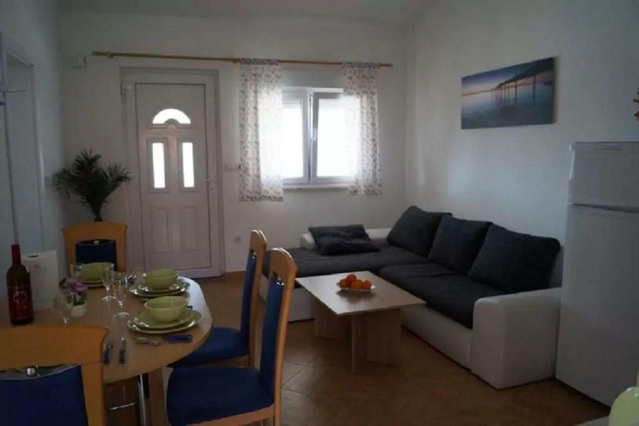 Apartments Erzen 140 Медулин Экстерьер фото