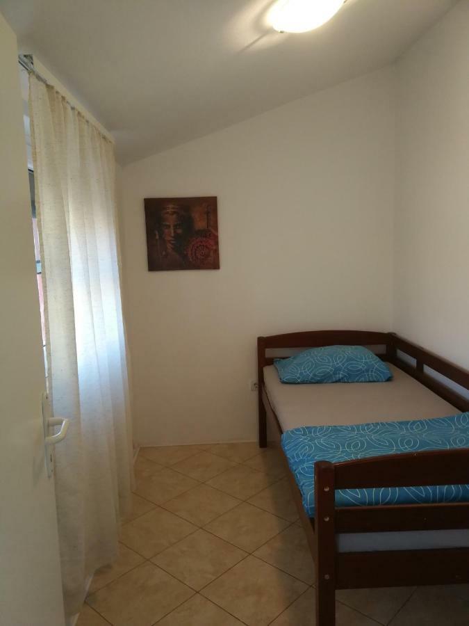 Apartments Erzen 140 Медулин Экстерьер фото